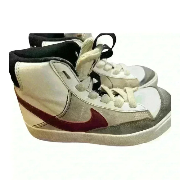 Nike Kids Blazer Mid 77, White And Red , Size 11C - Picture 14 of 14